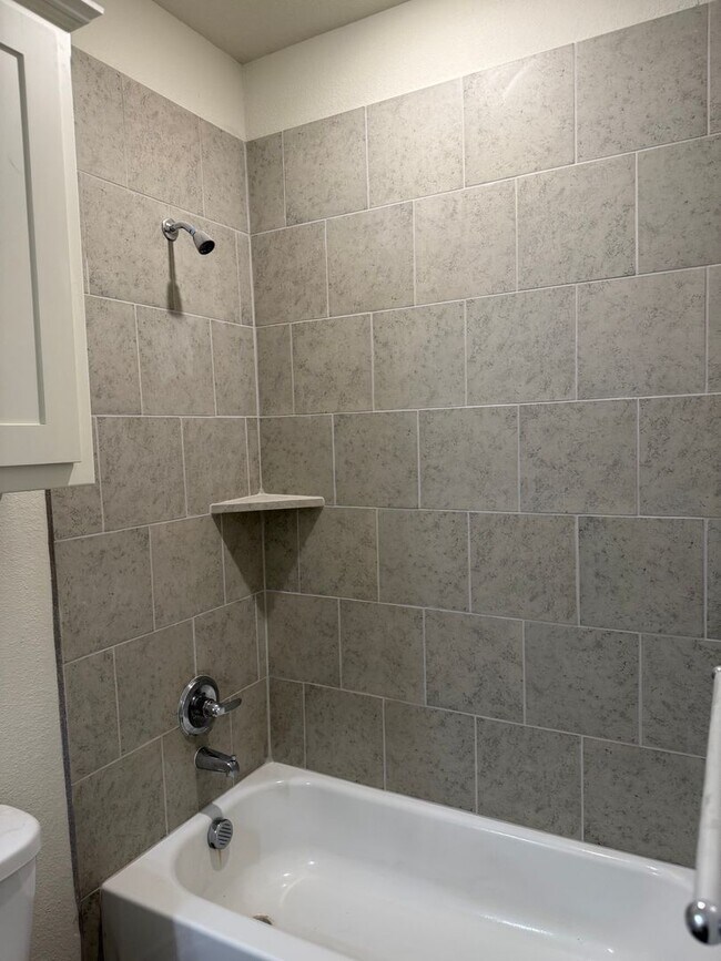 Foto del edificio - 2712 W Bewick St