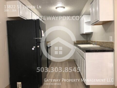 Building Photo - 13822 SE Linden Ln
