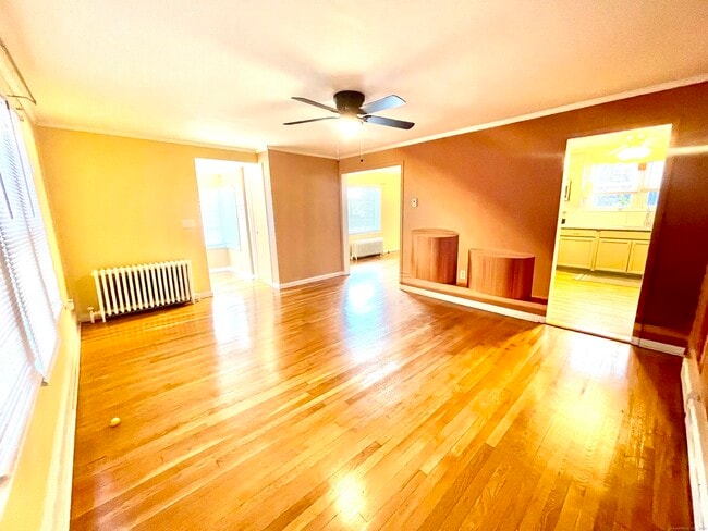 Building Photo - 55 Bronx Ave