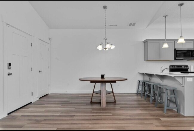 Foto del edificio - 1094 3980 W