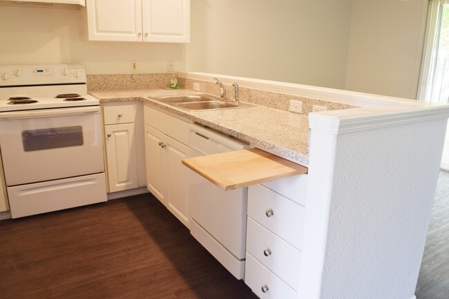 Building Photo - Beautiful, 3 Bed 1.5 Bath Home In Willamet...