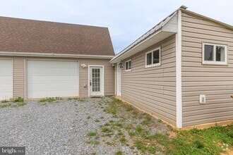 Building Photo - 150 Avon Bend Rd