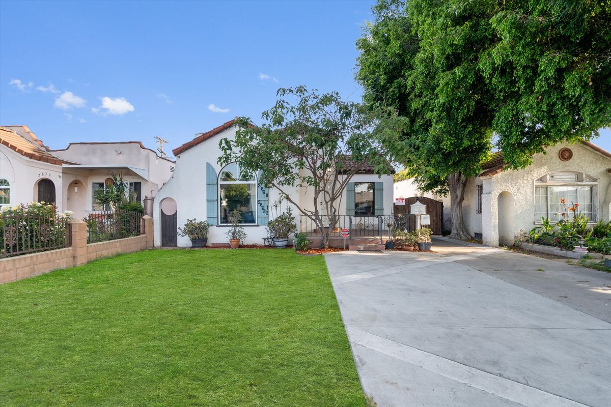 Foto principal - 2668 Hope St
