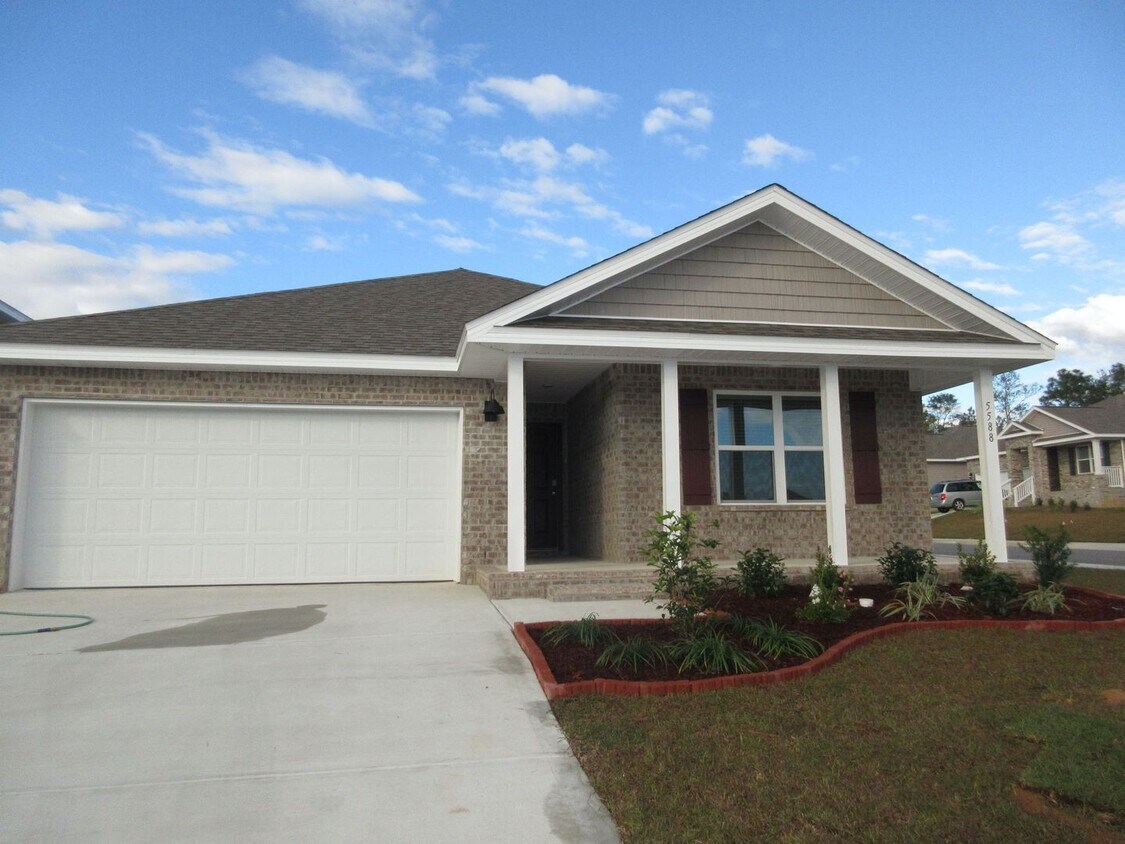 5588 Lancelot Trl, Milton, FL 32583 House Rental in Milton, FL