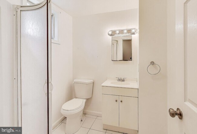 Building Photo - 1316 Van Buren St NW