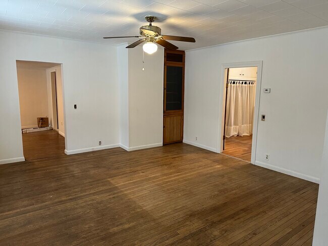 Foto del edificio - 306 Pleasant St