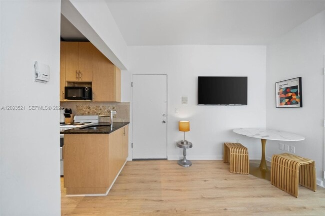Foto del edificio - 227 1st St