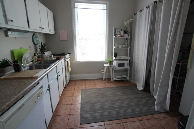 Foto del edificio - 1 Brady St