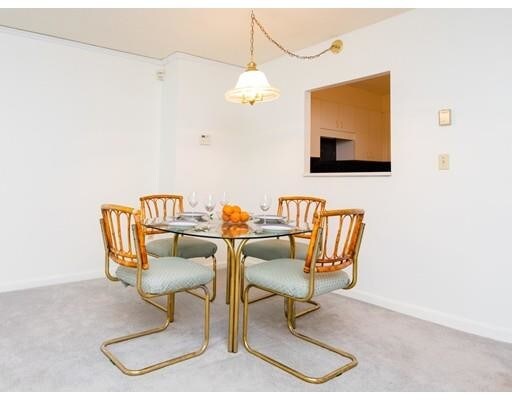 Foto del edificio - 125 Coolidge Ave