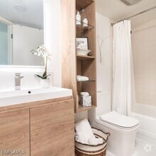 Building Photo - 1056 Forest Lakes Dr