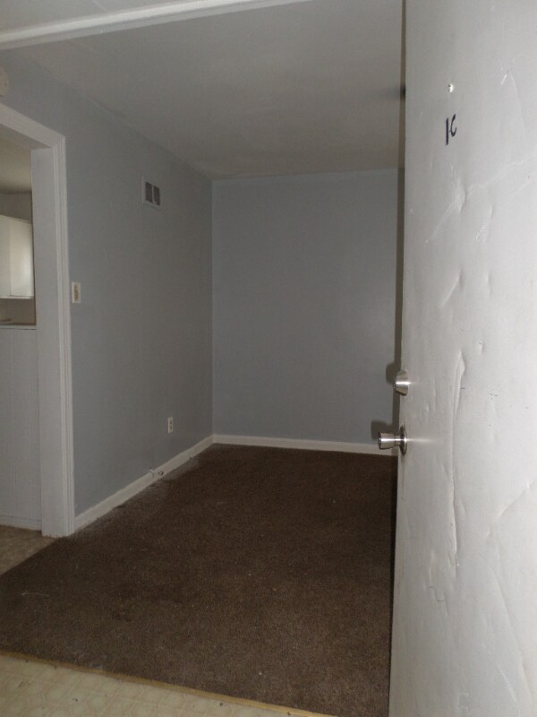 Building Photo - 1113 Negley St