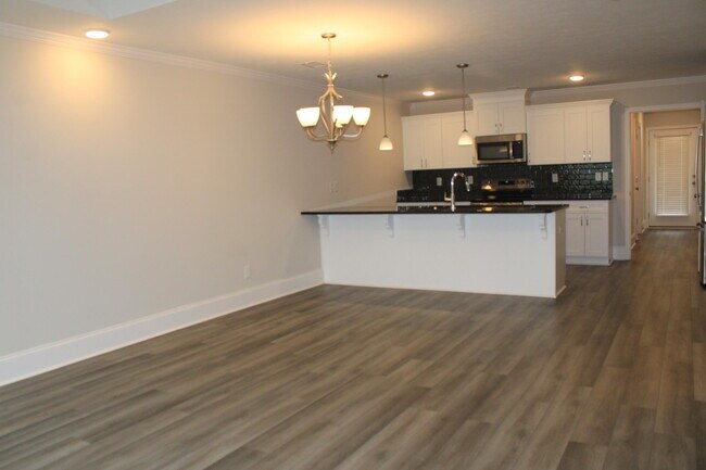 Foto del edificio - 8116 Bannock Cir