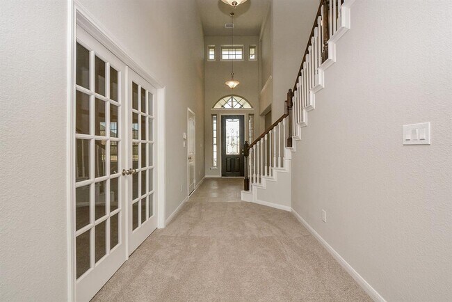 Building Photo - 6019 Kolle Dr