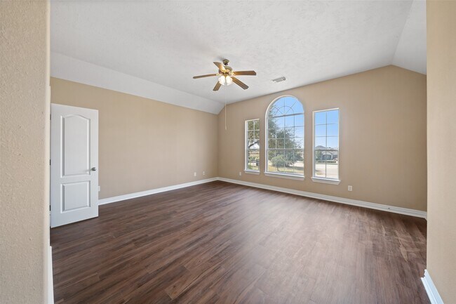 Building Photo - 23010 Prairie Lake court