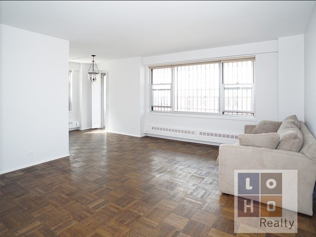Foto del edificio - 568 GRAND St