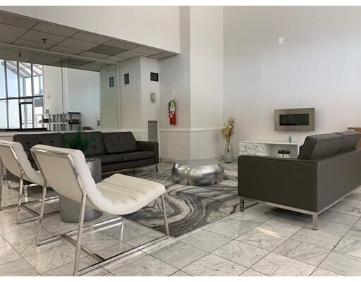 Foto del edificio - 382 Ocean Ave