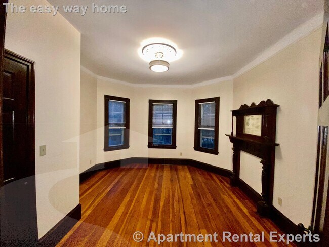 Foto del edificio - Davis Square * Updated - New appliances + ...