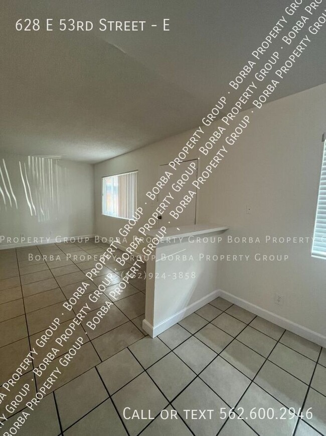 Building Photo - ** CHARMING 2-BEDROOM 1-BATH IN A GATED CO...