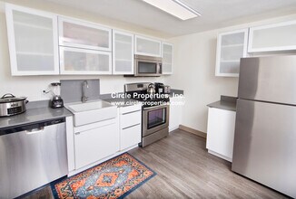 Building Photo - 5 Darling St