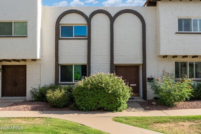Foto del edificio - 4208 N Parkway Ave