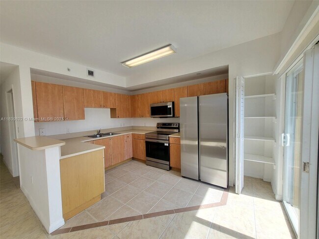 Foto del edificio - 119 SW 6th Ave