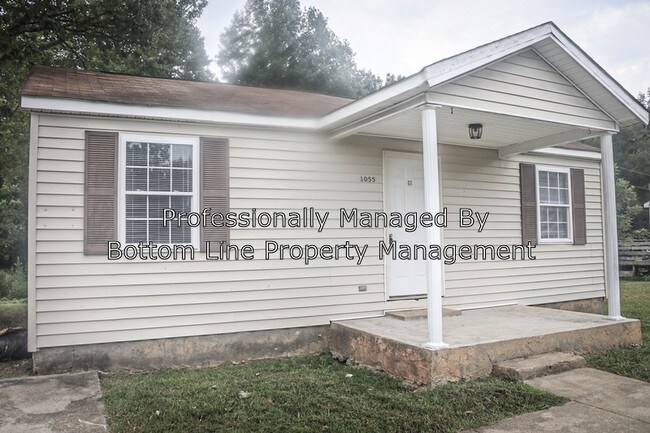 Foto del edificio - 1055 Mountain Crest Dr