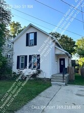 Building Photo - 1120 3rd St NW