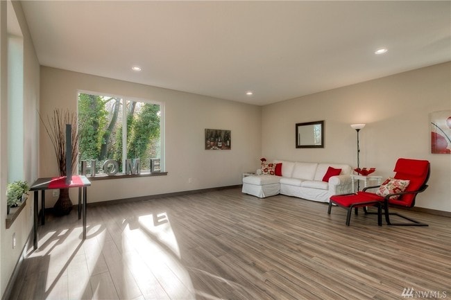 Foto del edificio - 12840 26th Ave S