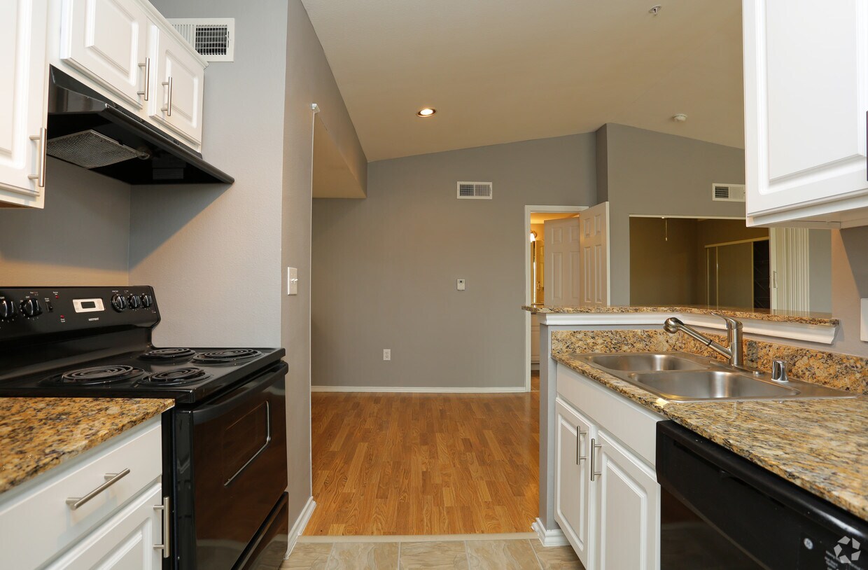 Vail Quarters Apartments Dallas, TX