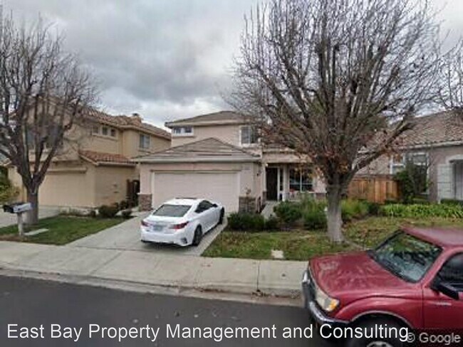 Building Photo - 4 br, 3 bath House - 3848 Newton Way