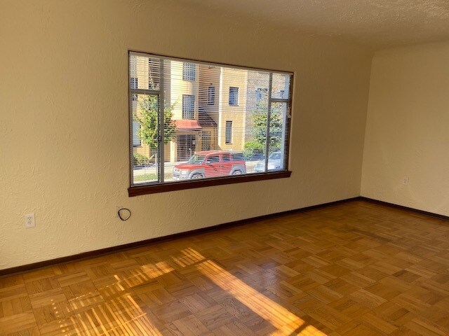 Building Photo - 1903 N 46th St