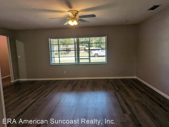Building Photo - 3 br, 2 bath House - 717 Kingsley Dr