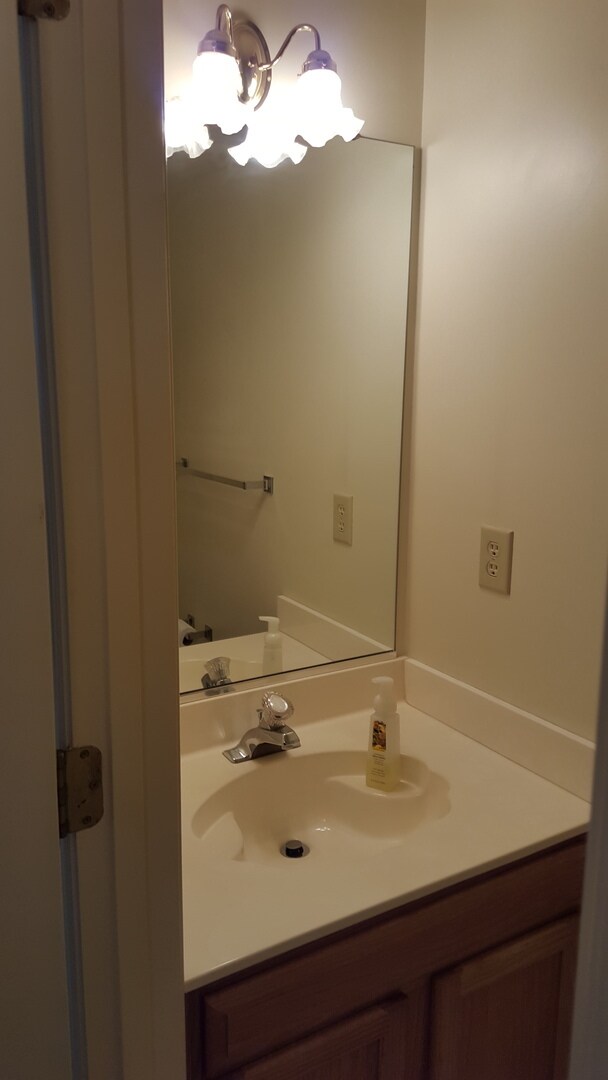 Foto del edificio - 3 Bedroom, 2 Car Garage in Ridgewood