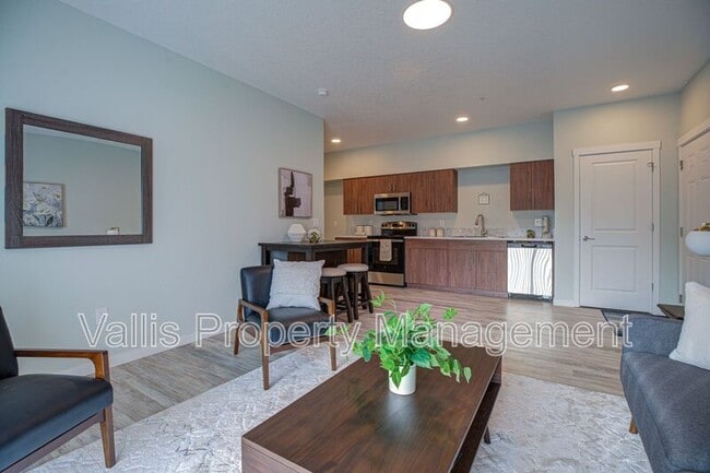 Foto del edificio - 13001 S Crompton Ln