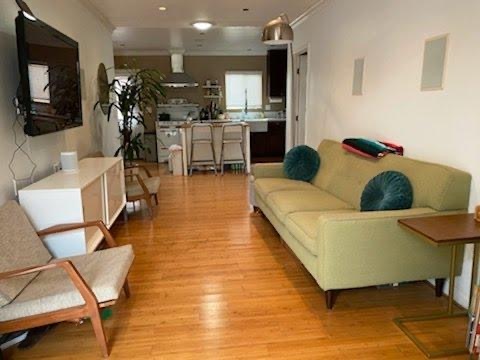 Primary Photo - 1219 Steinhart Ave