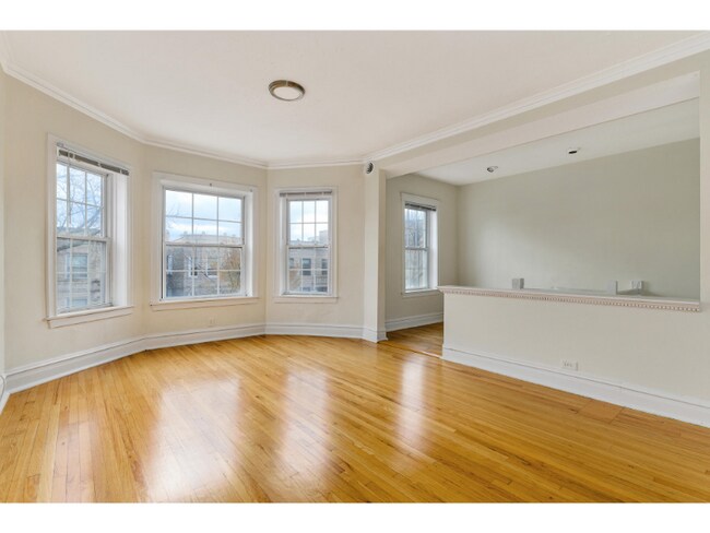 Photo - 2520 W Cortez St Apartment