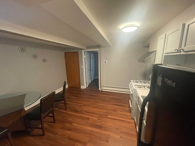 Foto del edificio - 5420 N Campbell Ave