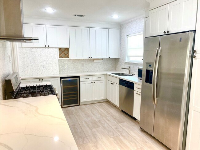 Foto del edificio - 1717 Althea Dr