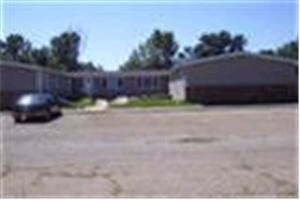 Primary Photo - 7000 W 137th Pl