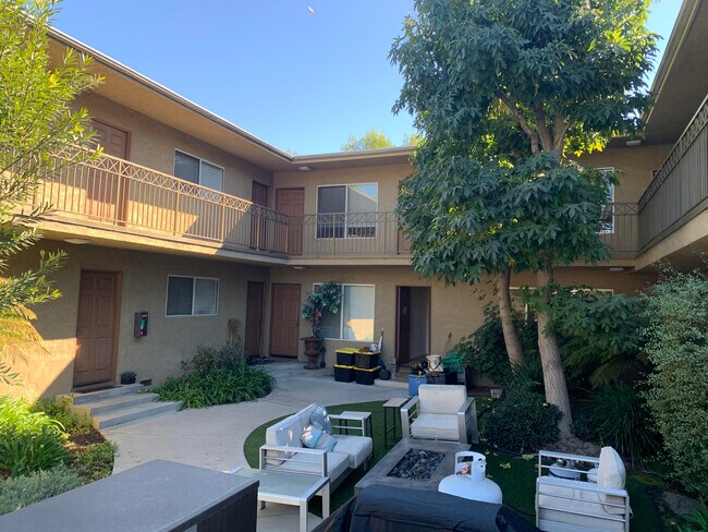 Patio exterior - 11296 Brookhaven Ave