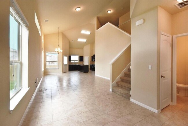 Building Photo - 1424 Brooks Way