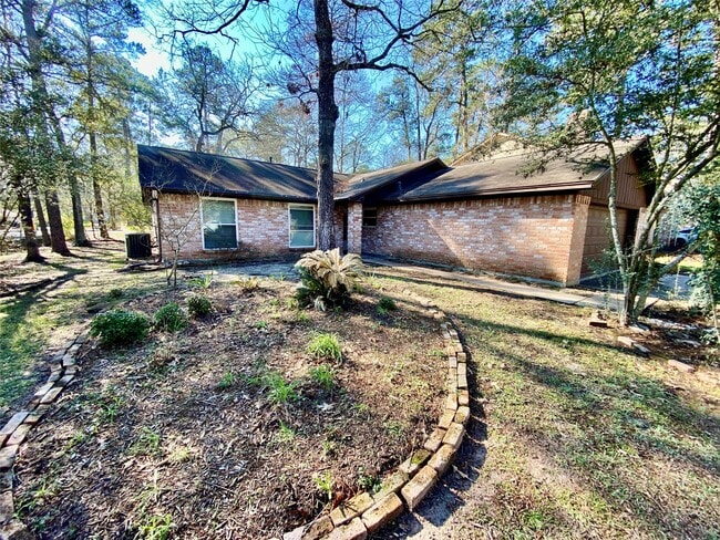 Building Photo - 2 N Waxberry Rd