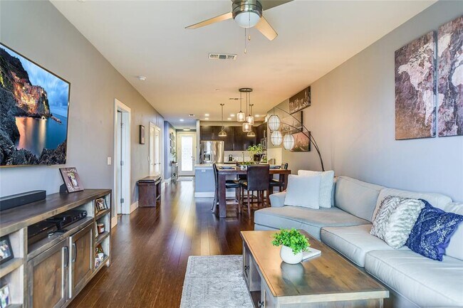 Foto del edificio - 2805 Dulce Ln