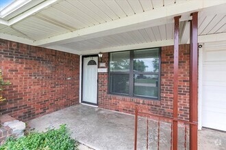Building Photo - 2228 SW 61st Terrace