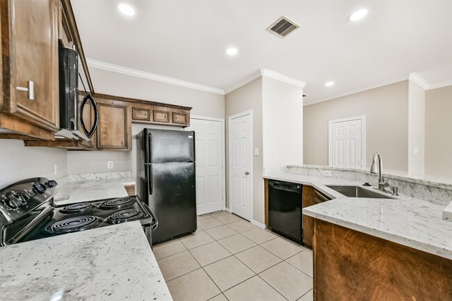 Building Photo - 4214 Brinkley St