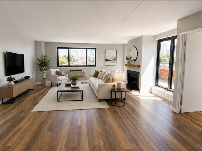 Building Photo - Bi-Level Penthouse with 3 Balconies & Delaware River Views | 3 Bed, 3 Bath | Society Hill