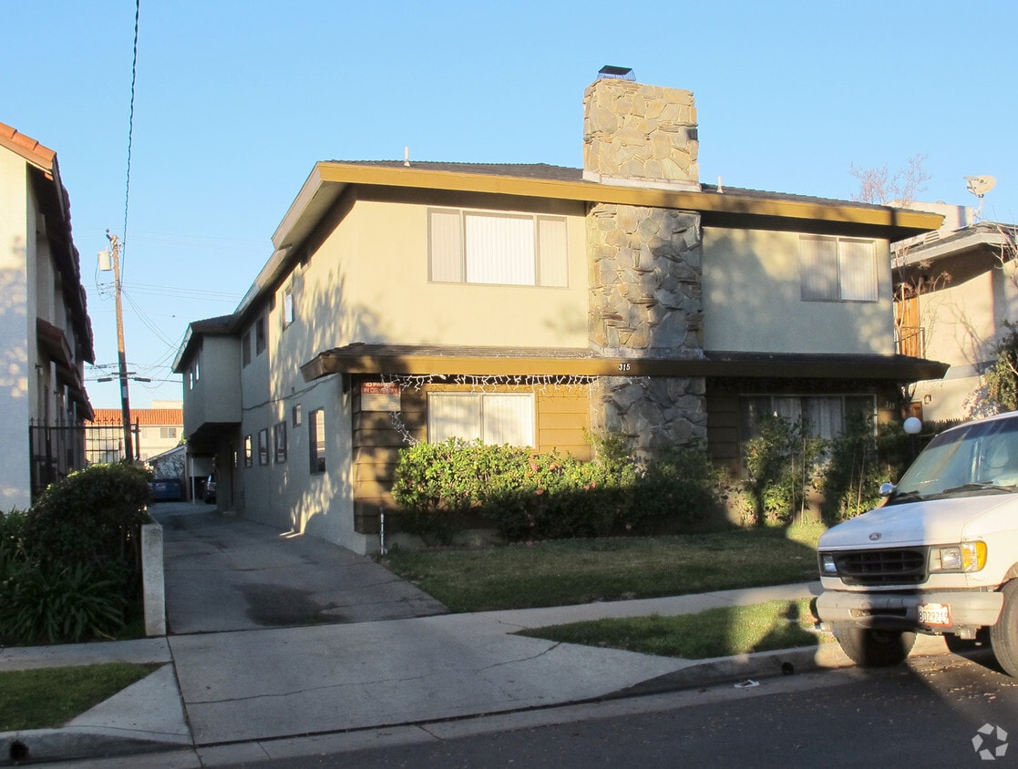 Primary Photo - 315 N Curtis Ave