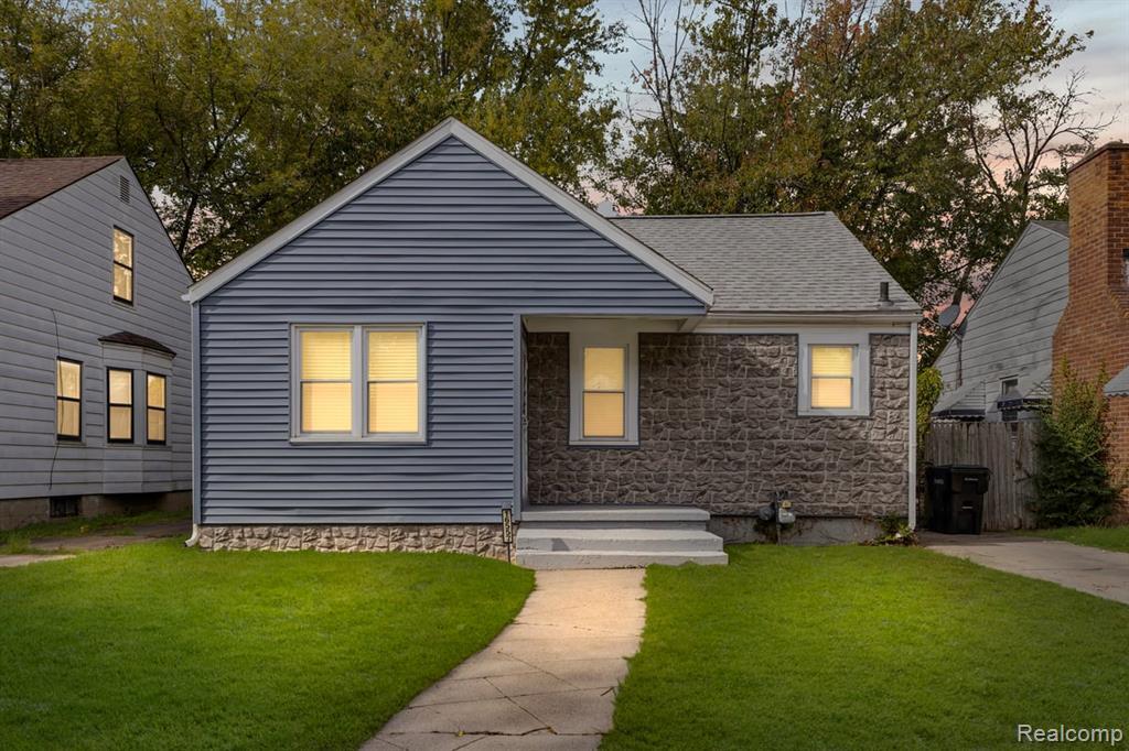Foto principal - 16557 Stahelin Ave
