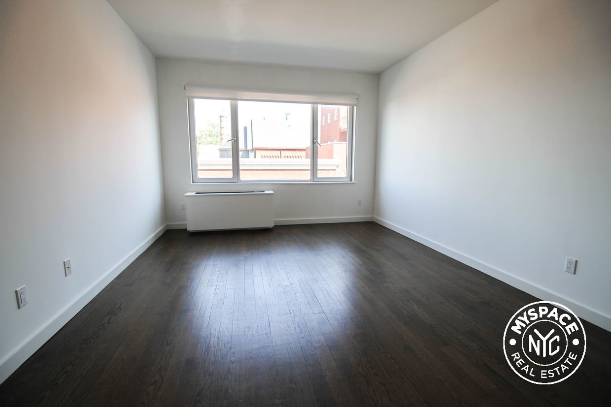 Primary Photo - 1209 Dekalb Ave