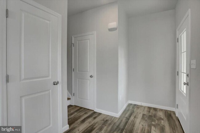 Foto del edificio - 36 Dahlgren St